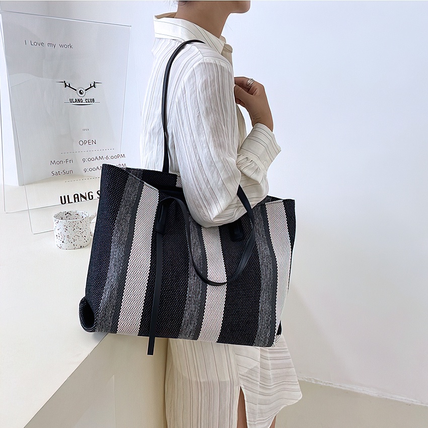 0d2822154eaad5bb5bafb30ed0caeecd